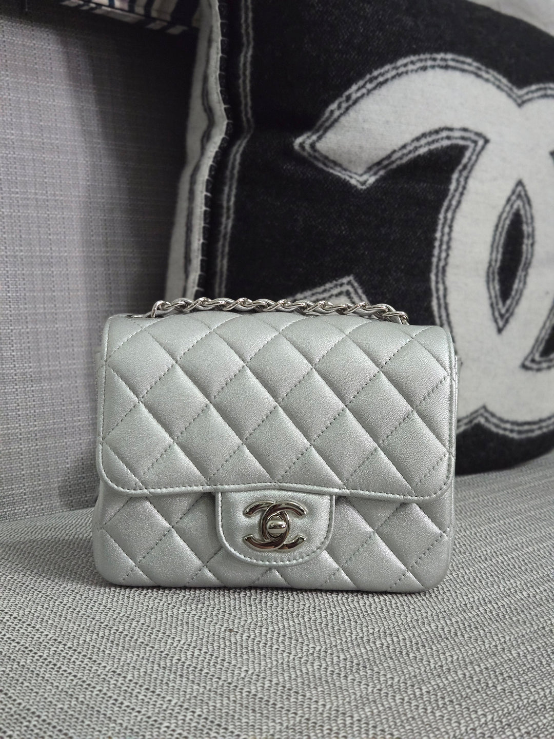 Chanel Series 31 21P 2021 Pre Spring/Summer Collection Iridescent Silver lambskin SHW Square Mini Flap Bag