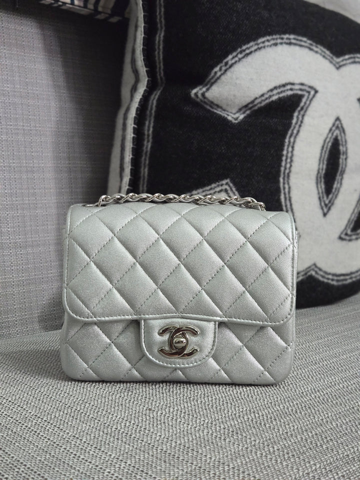 Chanel Series 31 21P 2021 Pre Spring/Summer Collection Iridescent Silver lambskin SHW Square Mini Flap Bag