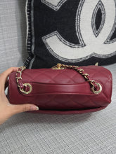 Load image into Gallery viewer, Chanel series 28 2019 19B Collection Burgundy Caviar Business Affinity Flap Bag with Champagne GHW size Medium (8.5 inches/23 cms)
