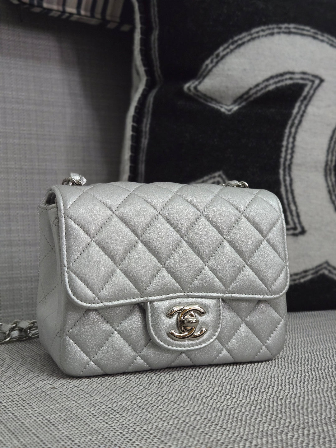 Chanel Series 31 21P 2021 Pre Spring/Summer Collection Iridescent Silver lambskin SHW Square Mini Flap Bag