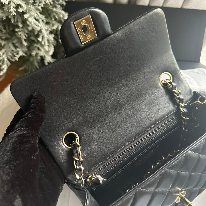 CHANEL Black Lambskin LGHW Mini Rectangular Flap Bag