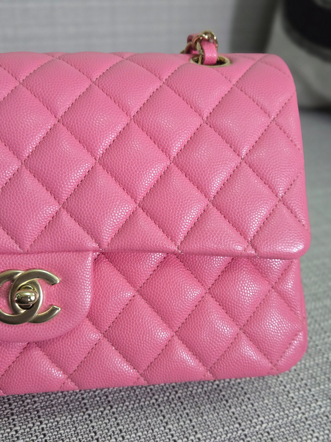 Chanel 21P 2021 Pre spring/summer collection Pink Caviar Champagne GHW 11.12 Timeless Classic Medium ML Double Flap Bag