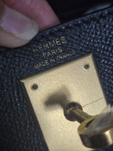 Load image into Gallery viewer, Hermes Noir/Black Epsom Leather GHW Kelly 28 stamp N 2010
