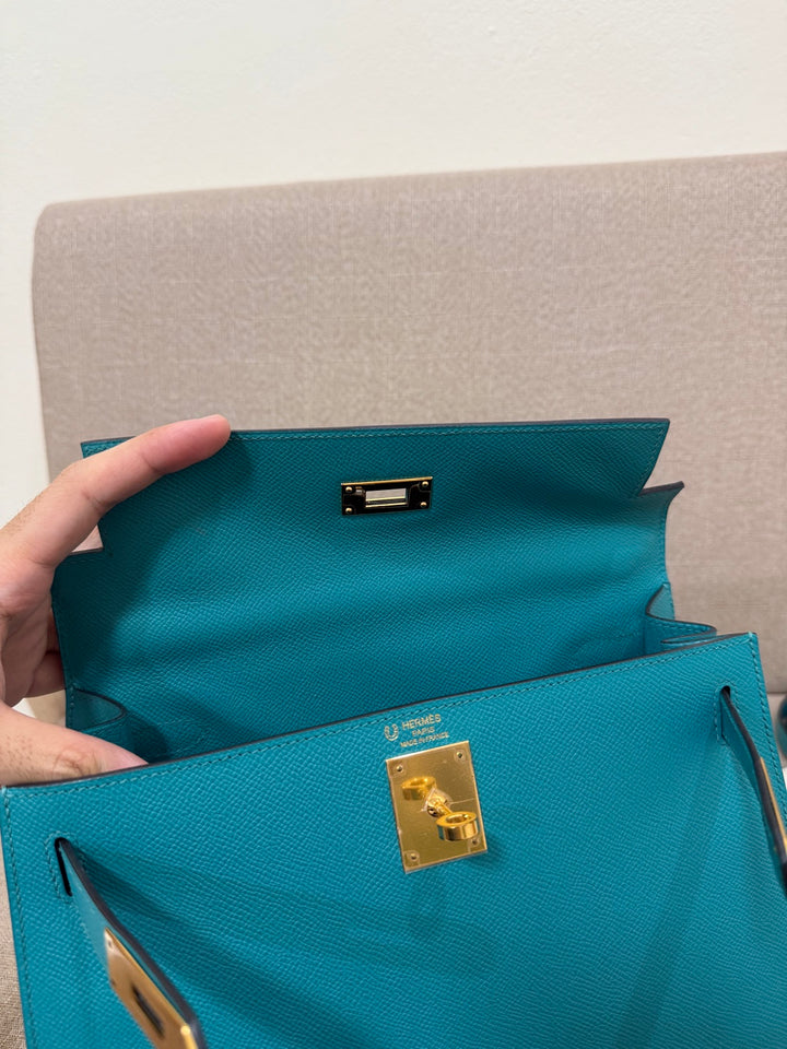 Hermes Kelly 28 in Bleu Paon Epsom Sellier Leather GHW Stamp D 2019