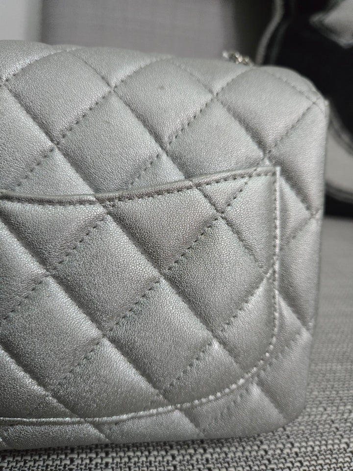 Chanel Series 31 21P 2021 Pre Spring/Summer Collection Iridescent Silver lambskin SHW Square Mini Flap Bag