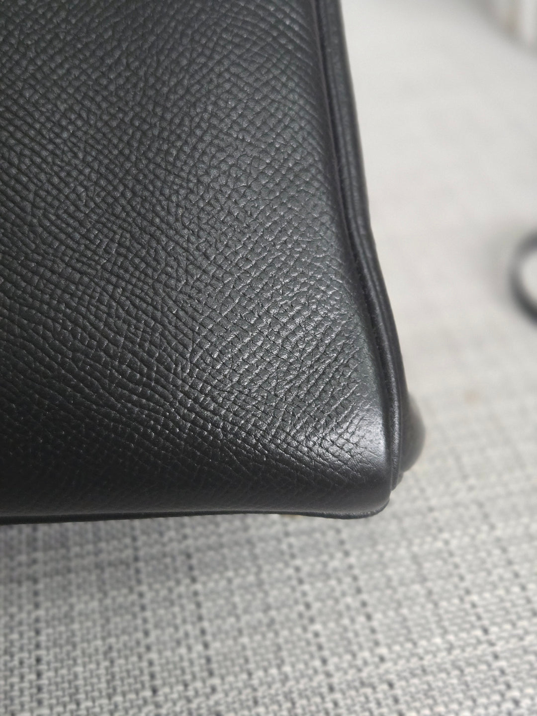 Hermes Noir/Black Epsom Leather GHW Kelly 28 stamp N 2010
