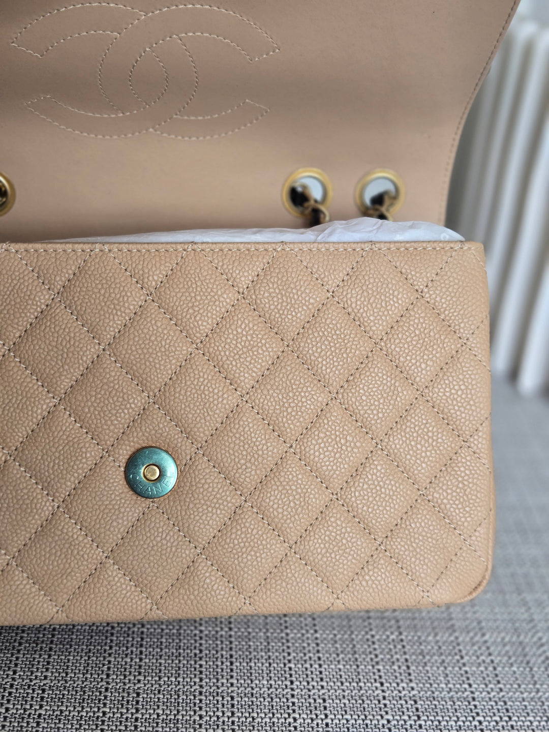 CHANEL Beige & Black Filigree Aged GHW Magnetic Closure Flap Bag size Medium 10 inches