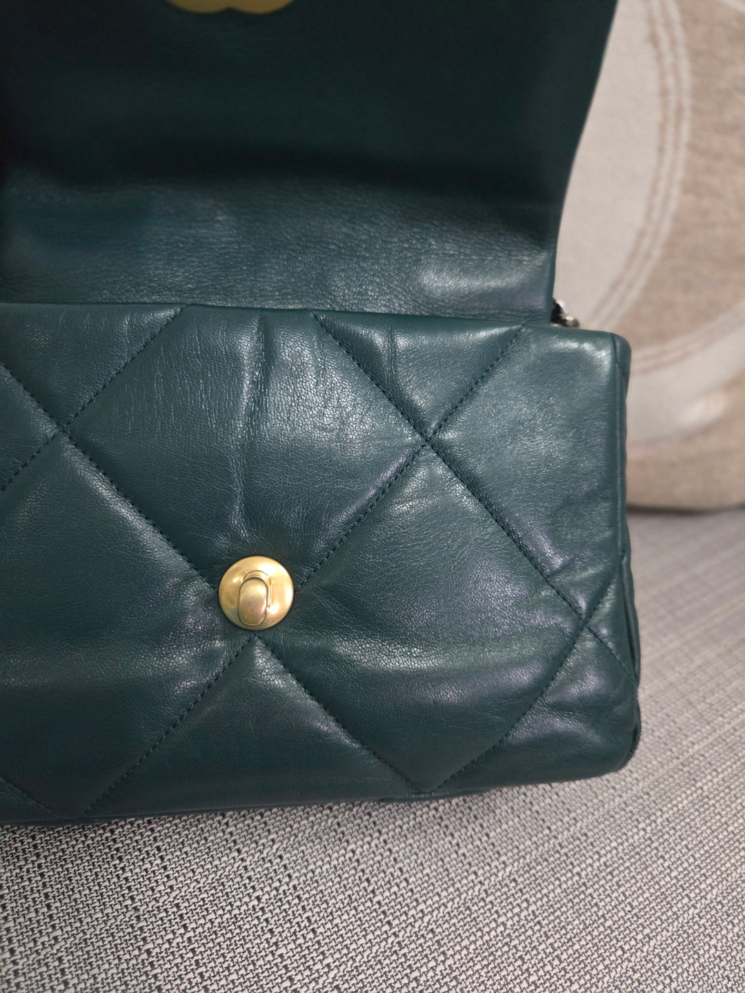 Chanel 19 size Small 26 cms series  Fall/Winter Collection Dark Green/Teal Goatskin Mixed hardware flap bag