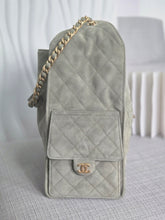 Load image into Gallery viewer, CHANEL 25C collection 2024/2025 cruise collection Khaki Suede Aged GHW 25 Hobo Bag size Medium
