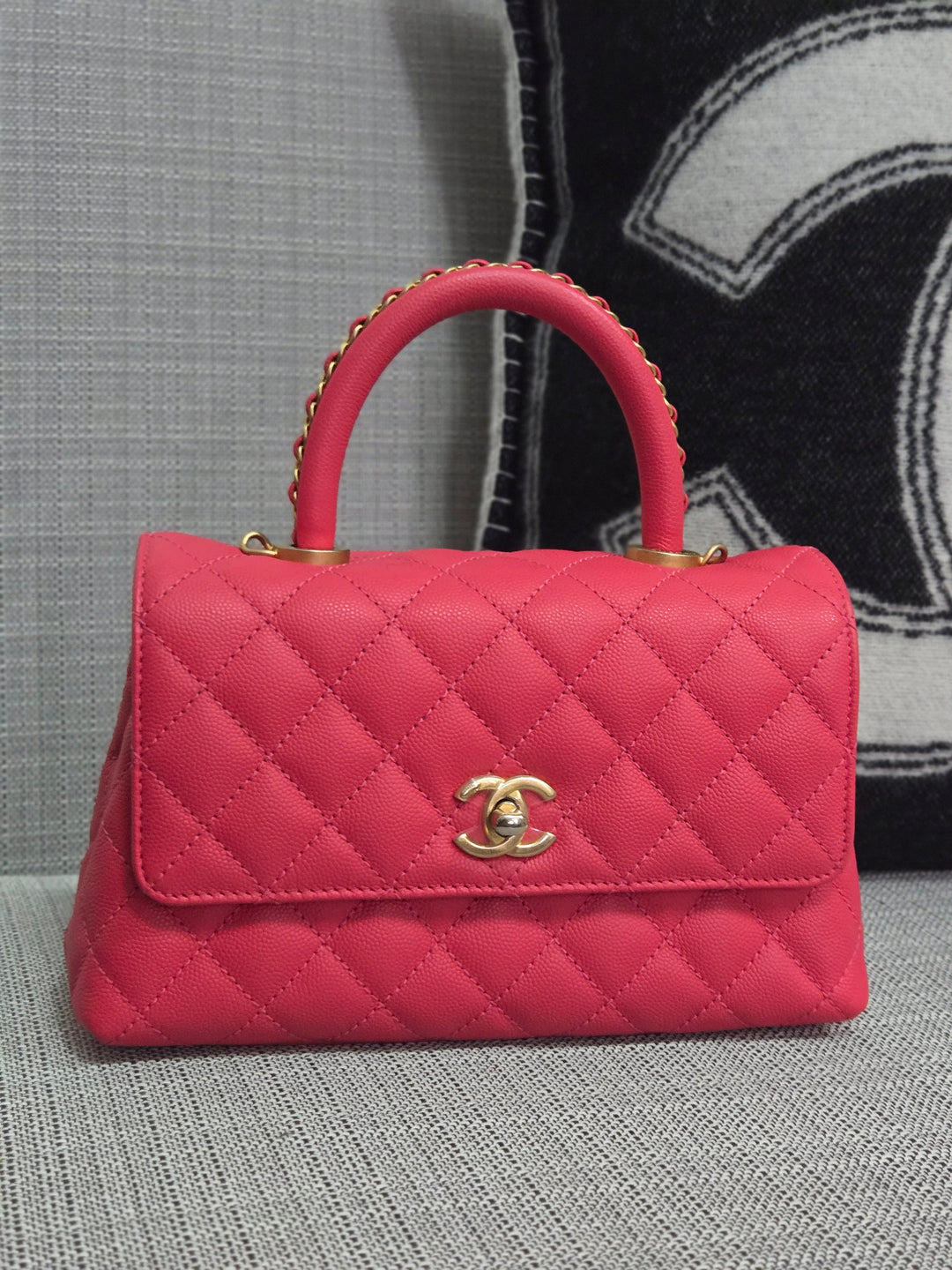 Chanel 23P 2023 Pre Spring/Summer Collection Pink Caviar Aged GHW Coco Handle with Detachable Strap and enchained handle size Small