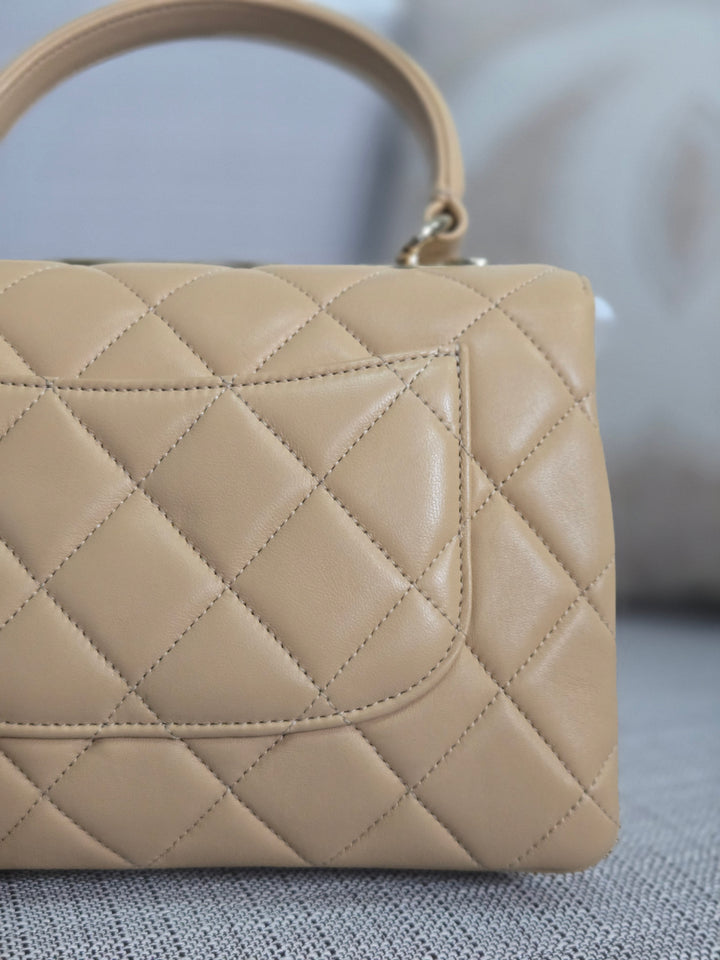 Chanel series 26 2018 Beige Lambskin Trendy CC Flap Bag with Top Handle Size Small with Champagne GHW and detachable Shoulder strap