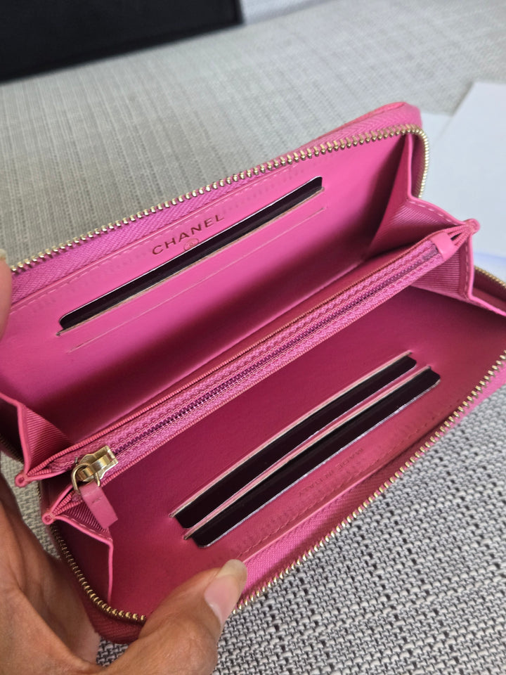Chanel series 27 2019 19C collection Barbie Bright Pink Caviar LGHW Medium Zippy Wallet 6 inches