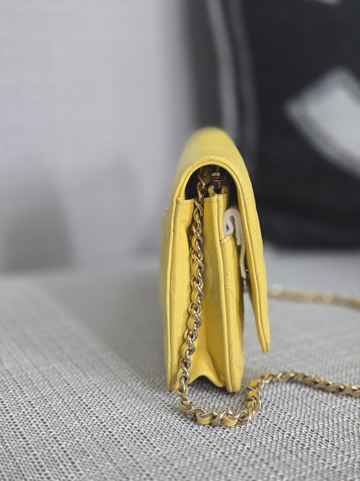 Chanel series 30 2020 Yellow Caviar LGHW Classic Wallet on chain (WOC)