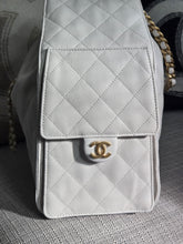 Load image into Gallery viewer, Chanel 25 White Caviar Aged GHW Hobo Bag size Medium with Detachable Pouch
