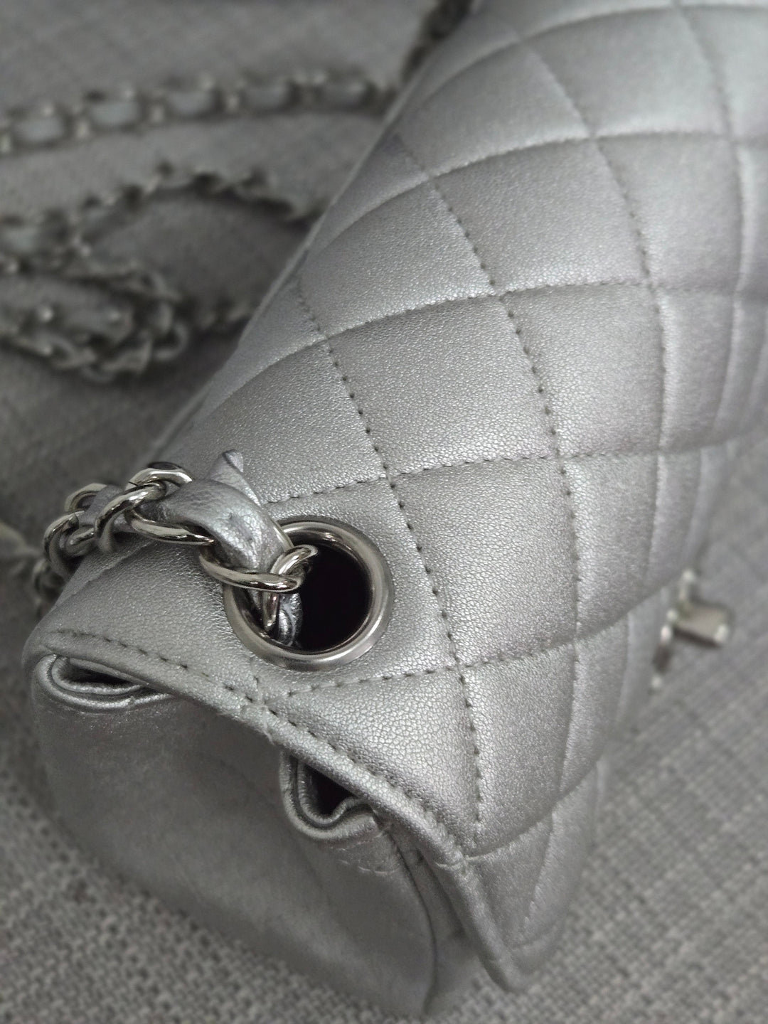 Chanel Series 31 21P 2021 Pre Spring/Summer Collection Iridescent Silver lambskin SHW Square Mini Flap Bag