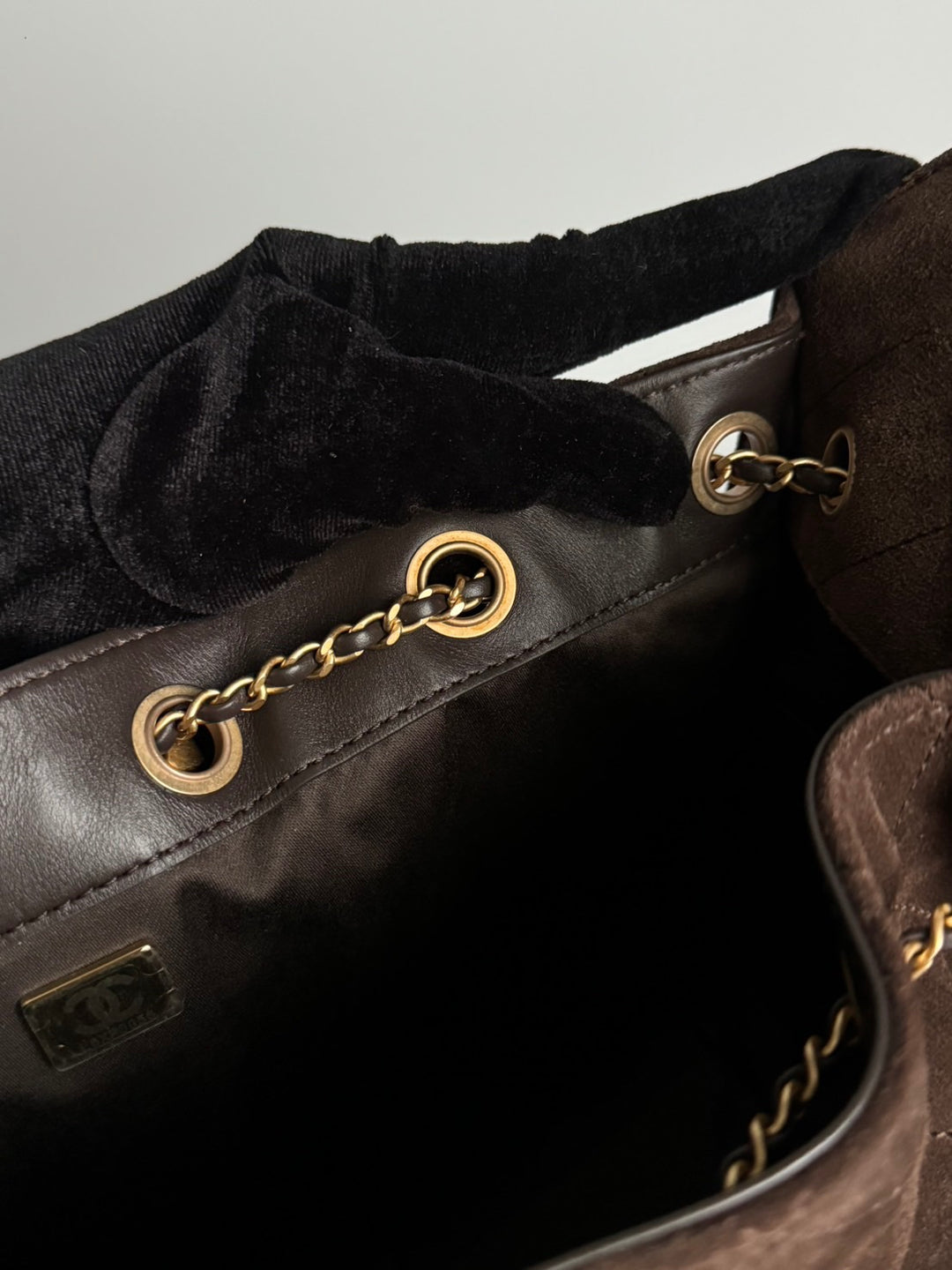 CHANEL 26C 2025/2026 Brown Suede Leather Aged GHW 25 Hobo Bag size Small