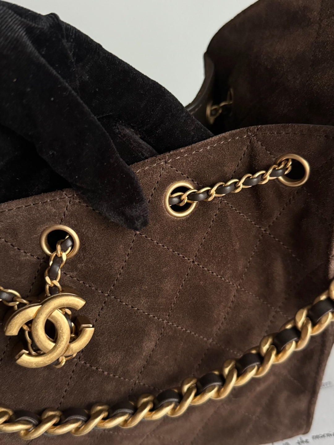 CHANEL 26C 2025/2026 Brown Suede Leather Aged GHW 25 Hobo Bag size Small