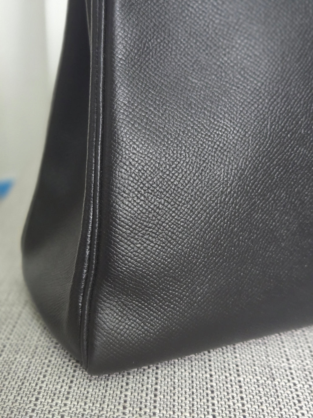 Hermes Noir/Black Epsom Leather GHW Kelly 28 stamp N 2010