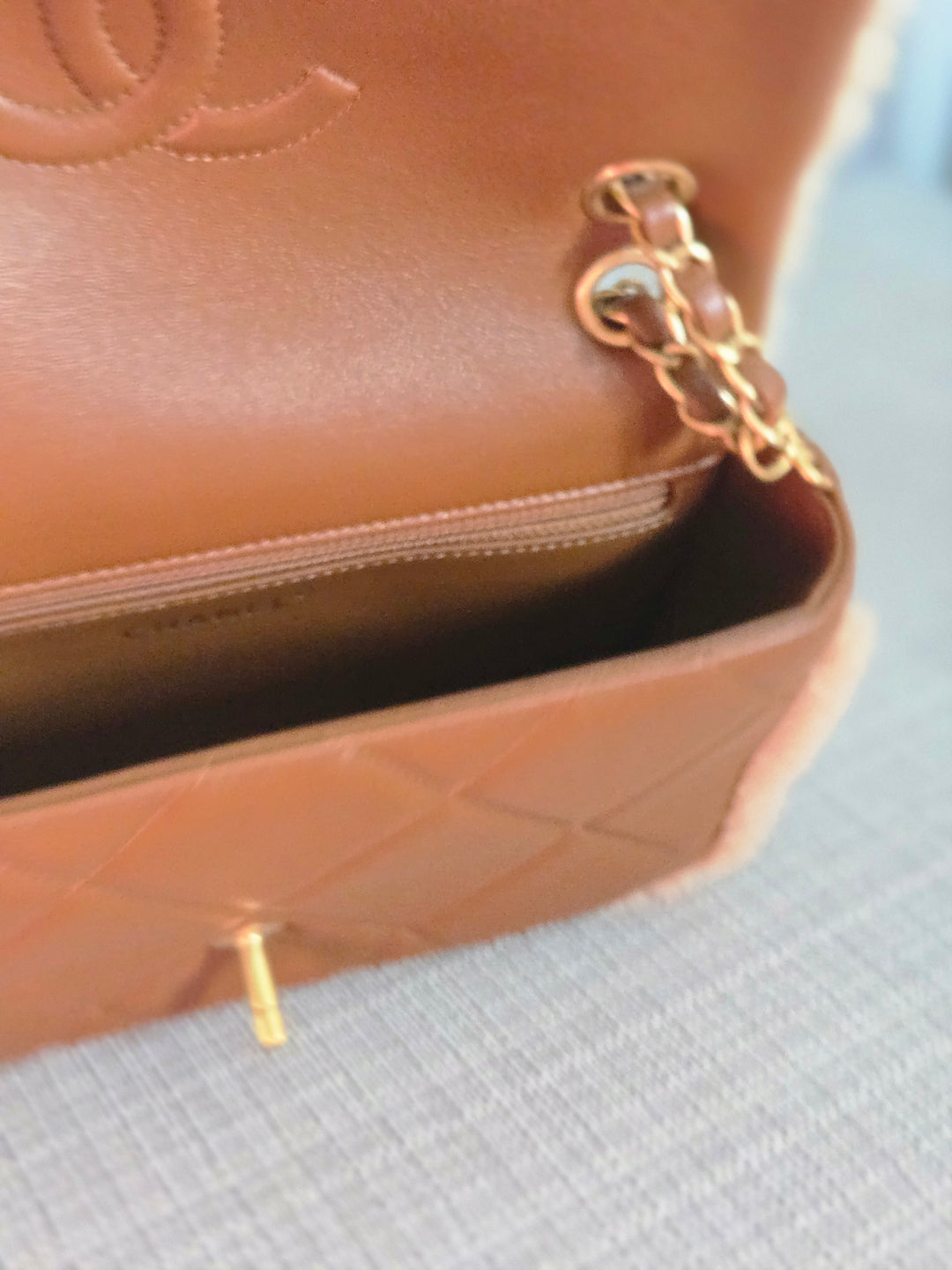 Chanel 24K 2024 Fall/Winter Collection Beige Brown Teddy Shearling MEDIUM flap Bag with Aged GHW