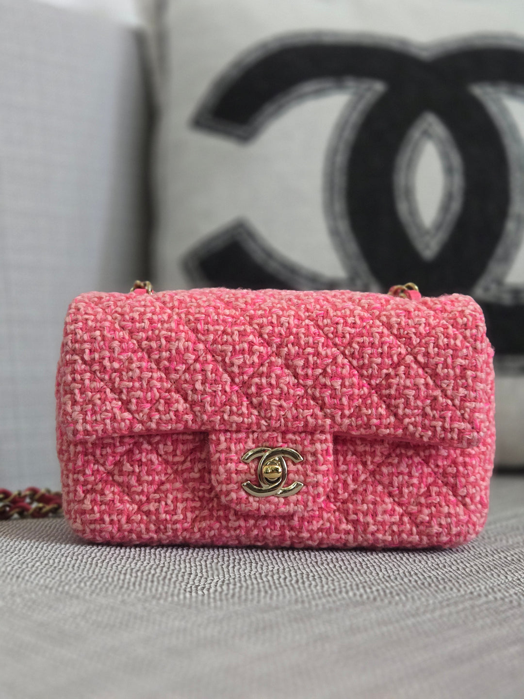 Chanel 22B 2022 Fall/Winter Fuchsia/Light Pink/Dark Pink Tweed Mini Rectangular Flap Bag with Champagne GHW