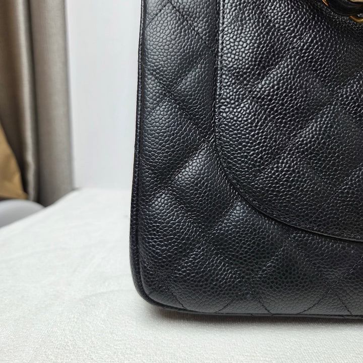 CHANEL series 16 Black Caviar GHW Jumbo Timeless Classic Double Flap Bag 2012