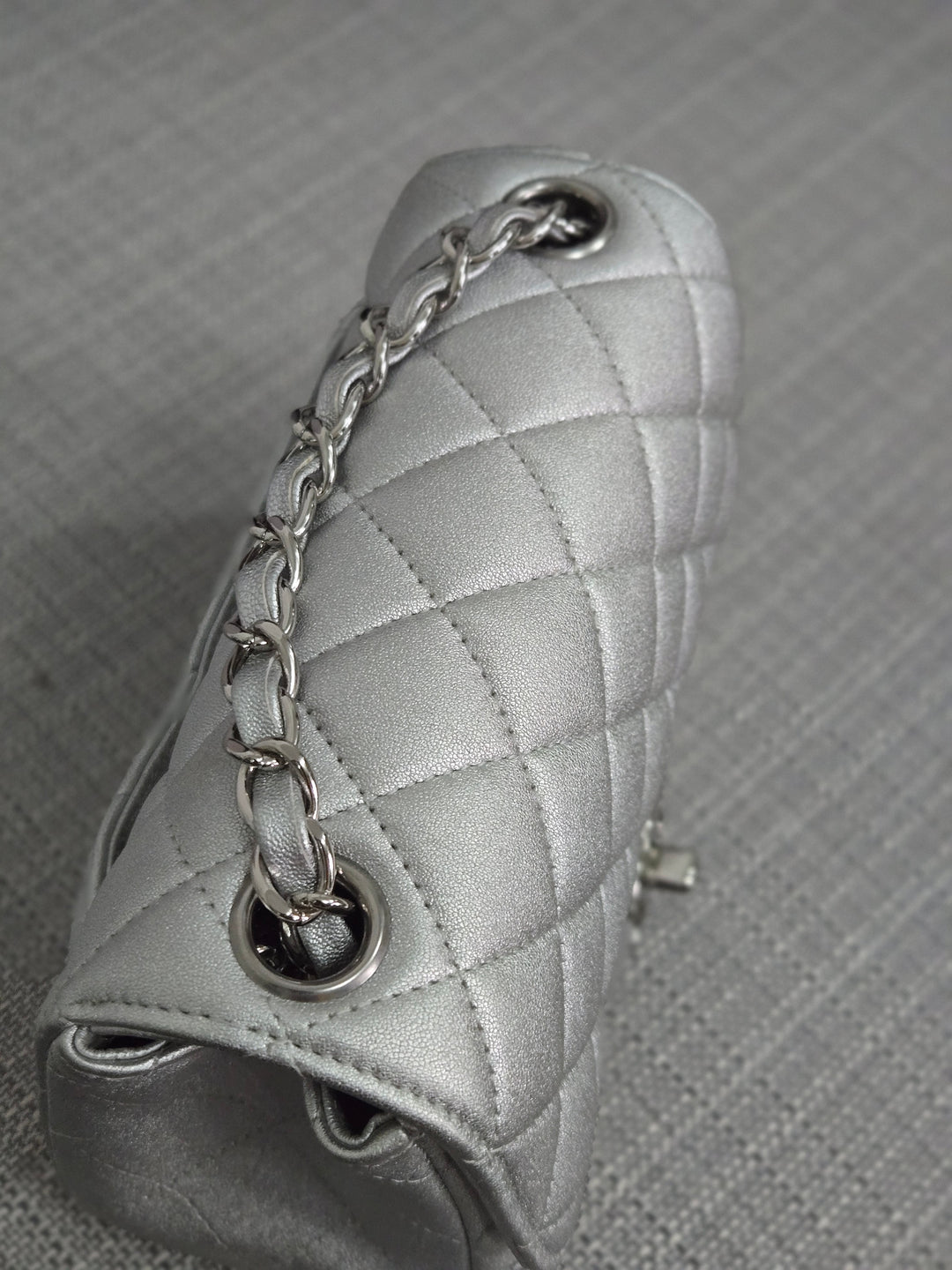 Chanel Series 31 21P 2021 Pre Spring/Summer Collection Iridescent Silver lambskin SHW Square Mini Flap Bag