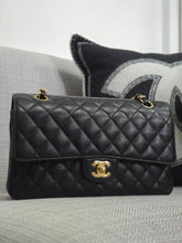 Load image into Gallery viewer, Chanel series 19 2014 Black Caviar GHW Medium ML Timeless Classic Double Flap Bag
