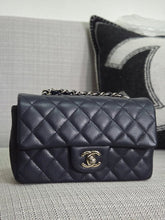 Load image into Gallery viewer, Chanel series 18 14C 2014 Cruise Collection Navy Caviar SHW Classsic Mini Rectangular Flap Bag
