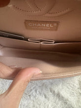 Load image into Gallery viewer, Chanel series 24 17B 2017 Fall/Winter collection Rose Gold Chevron Caviar Medium ML Timeless Classic Double Flap Bag with SHW

