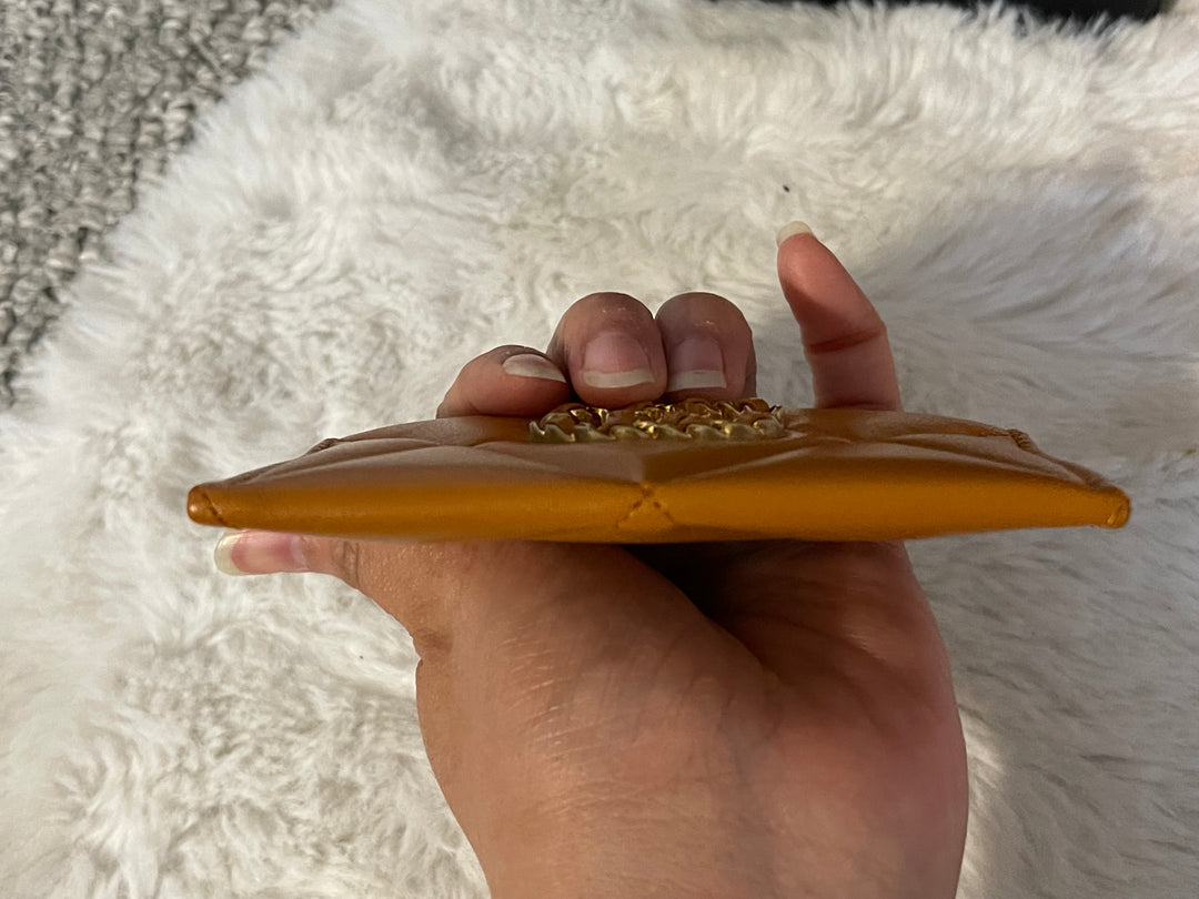 Chanel 19 Flat card holder in 21A Pumpkin spice Lambskin mixed hardware