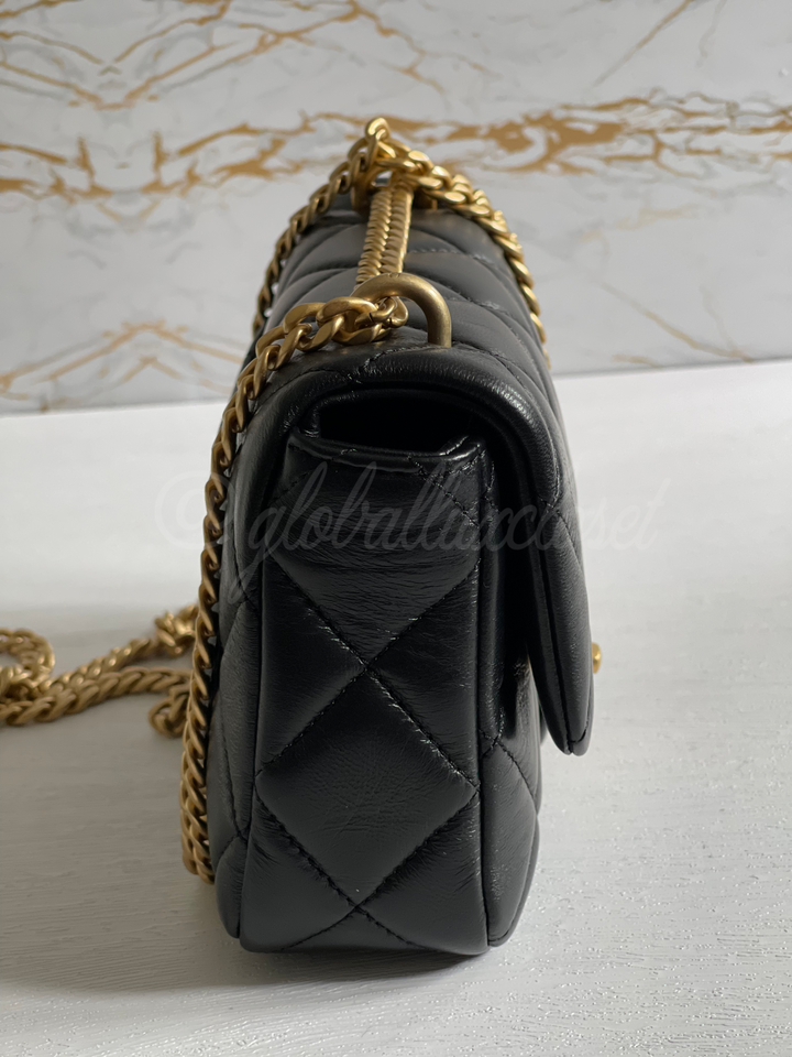 Chanel 22P Black Lambskin GHW Square mini flap bag