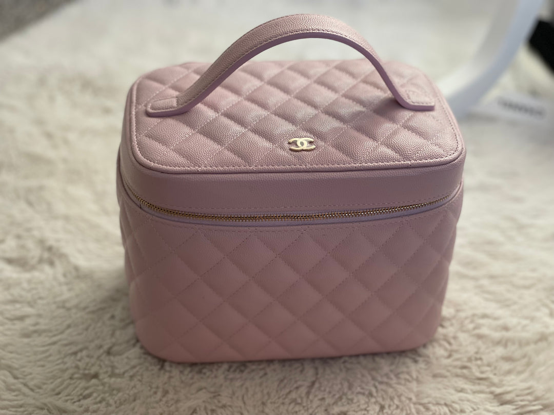 Chanel 21S pink caviar LGHW Large Vanity case