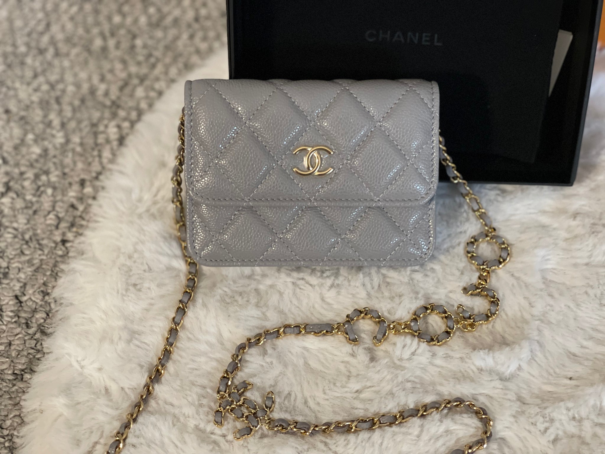 Chanel 21B Grey caviar coco chain o purse – Globalluxcloset
