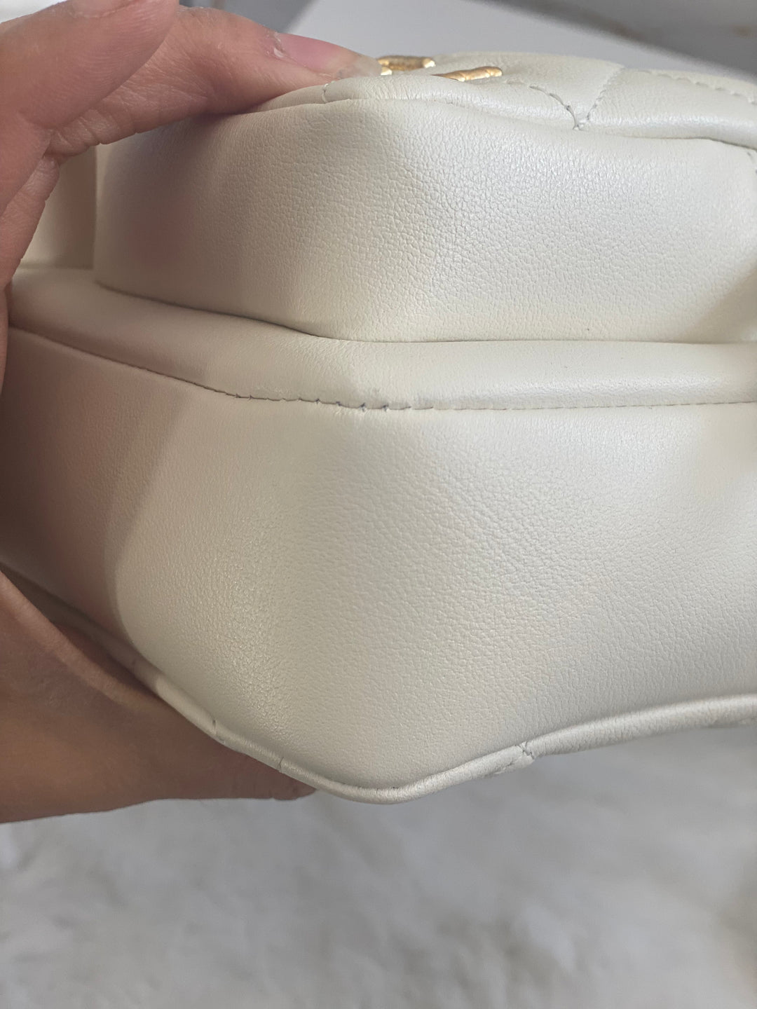 Chanel 22C White Calfskin GHW Small Camera Case Bag with Adjustable Strap