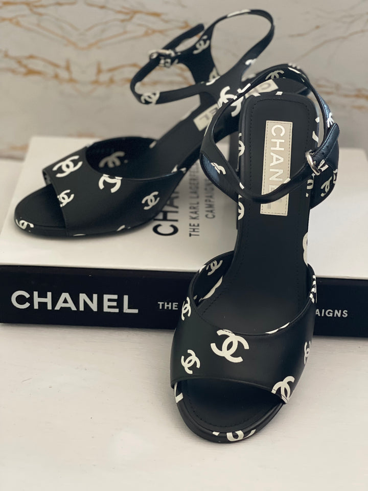 Chanel Runway 22S Collection Heeled Sandals Size EU 39 C