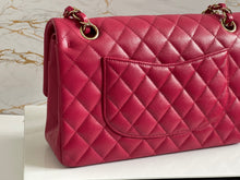 Load image into Gallery viewer, Chanel 21A Dark Pink/Raspberry Pink Caviar LGHW Medium ML Double flap Timeless Classic Bag
