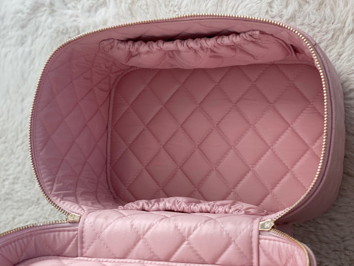 Chanel 21S pink caviar LGHW Large Vanity case