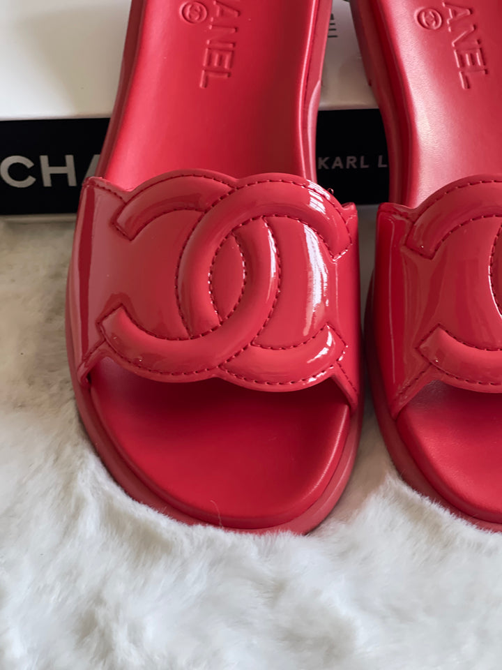 Chanel Red Rubber Sliders Size 38C