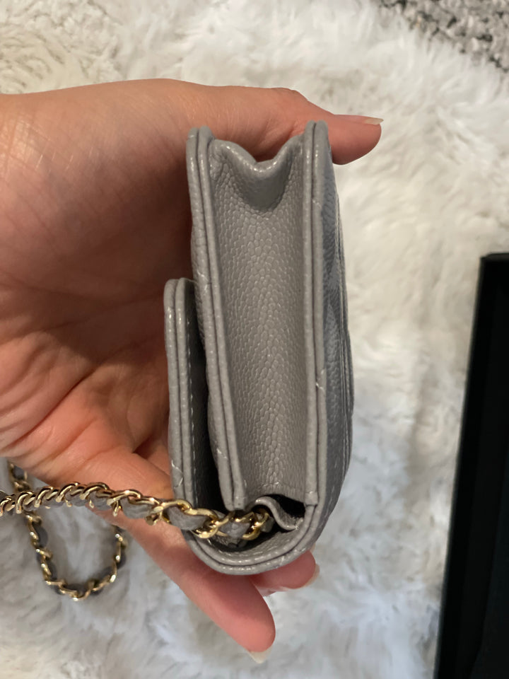 Chanel 21B Grey caviar coco chain o purse