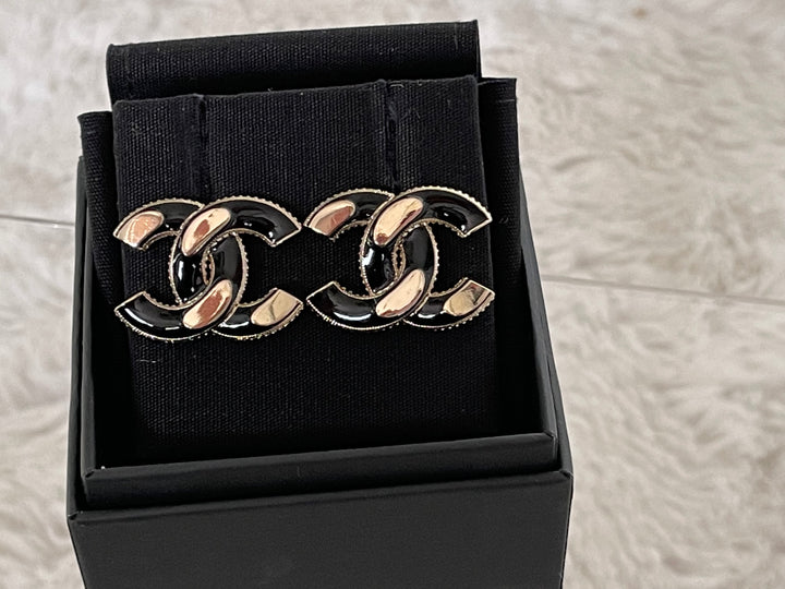 Chanel 21A Gold and Black CC Earrings