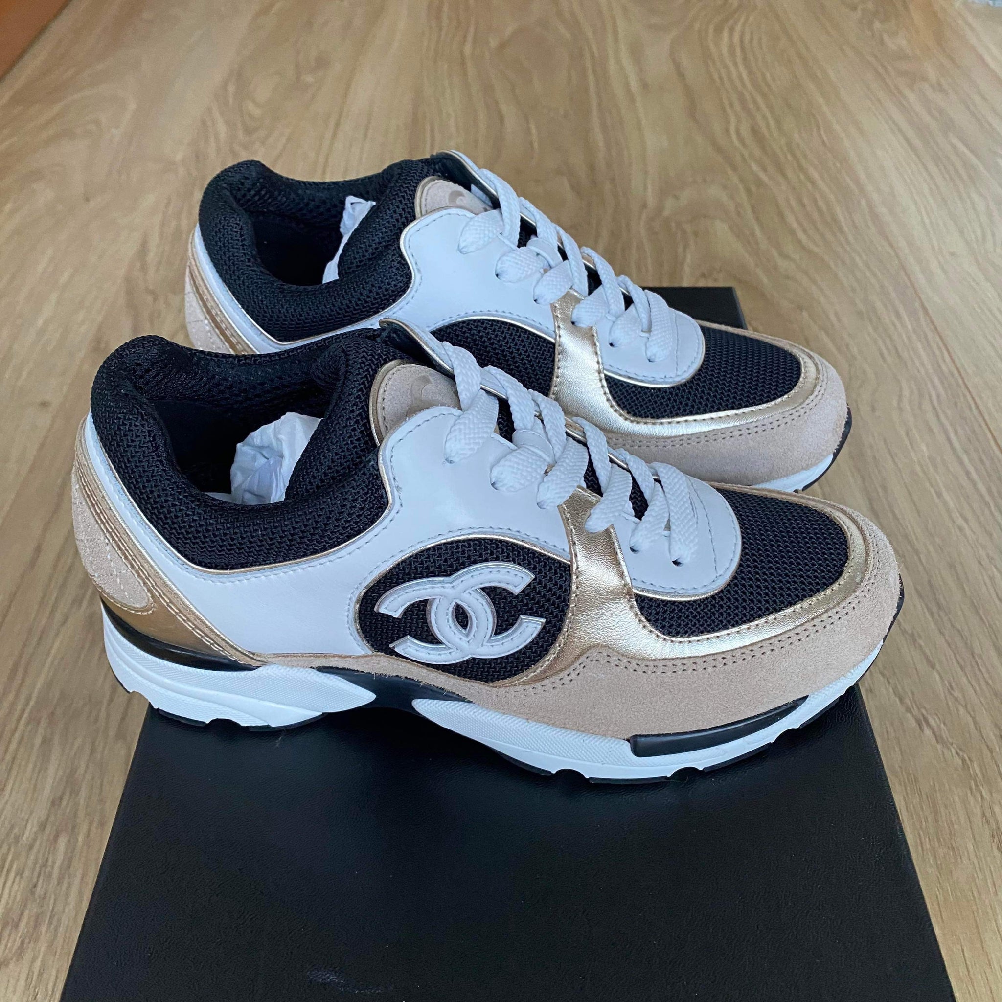 Leather trainers Chanel Gold size 38.5 EU in Leather - 22116758