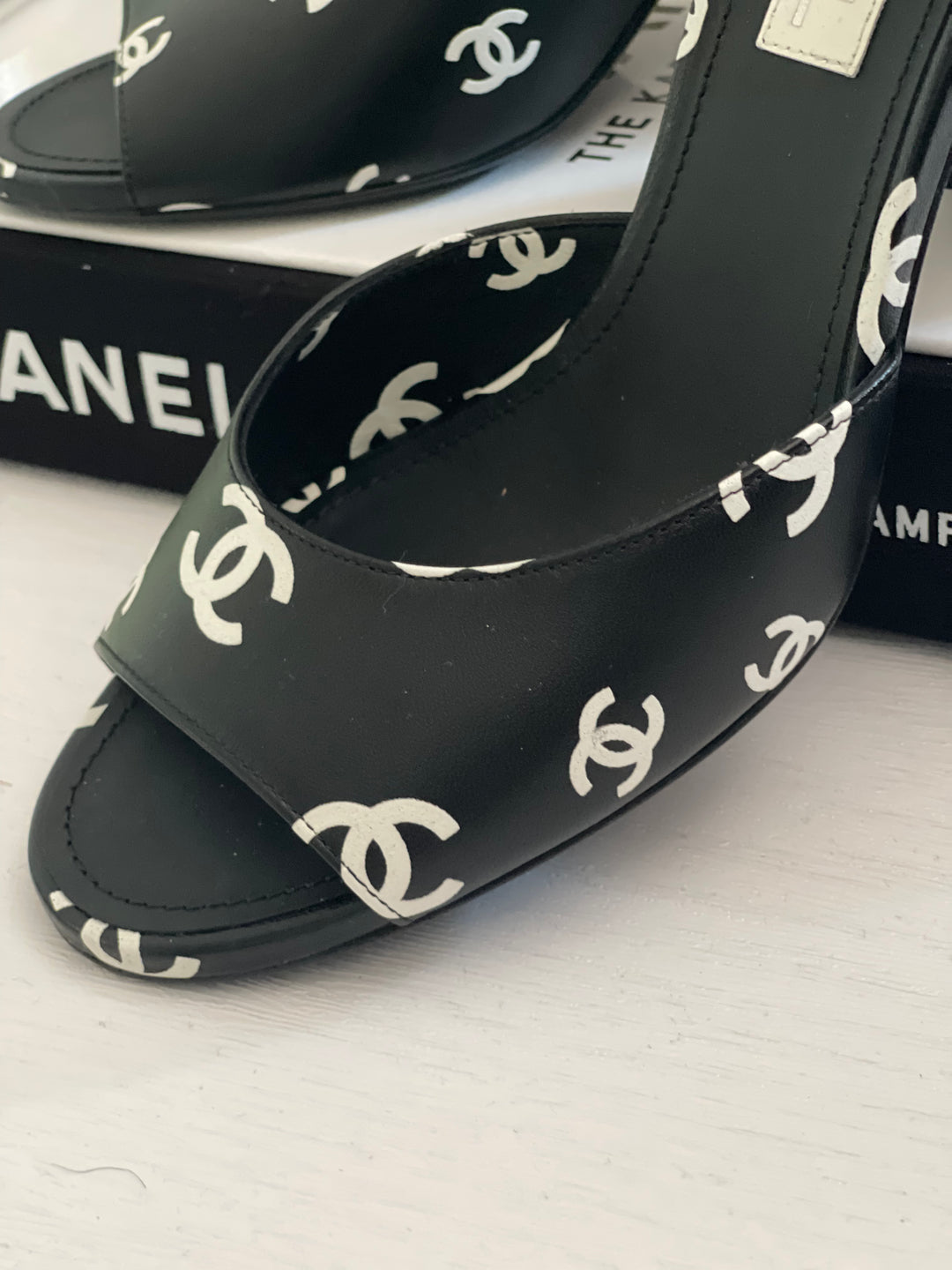 Chanel Runway 22S Collection Heeled Sandals Size EU 39 C