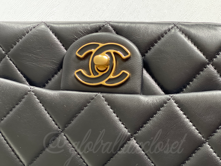 Chanel 22P Black Lambskin GHW Square mini flap bag