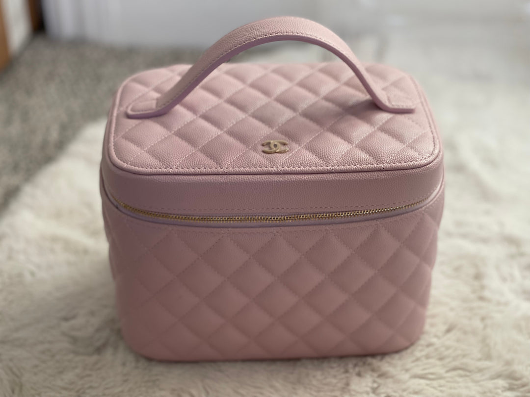 Chanel 21S pink caviar LGHW Large Vanity case