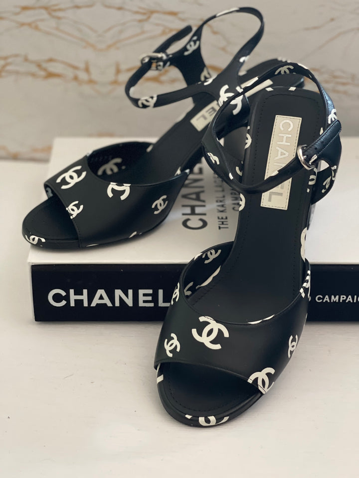 Chanel Runway 22S Collection Heeled Sandals Size EU 39 C