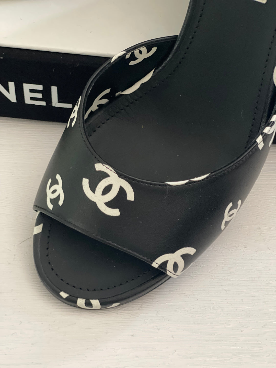 Chanel Runway 22S Collection Heeled Sandals Size EU 39 C