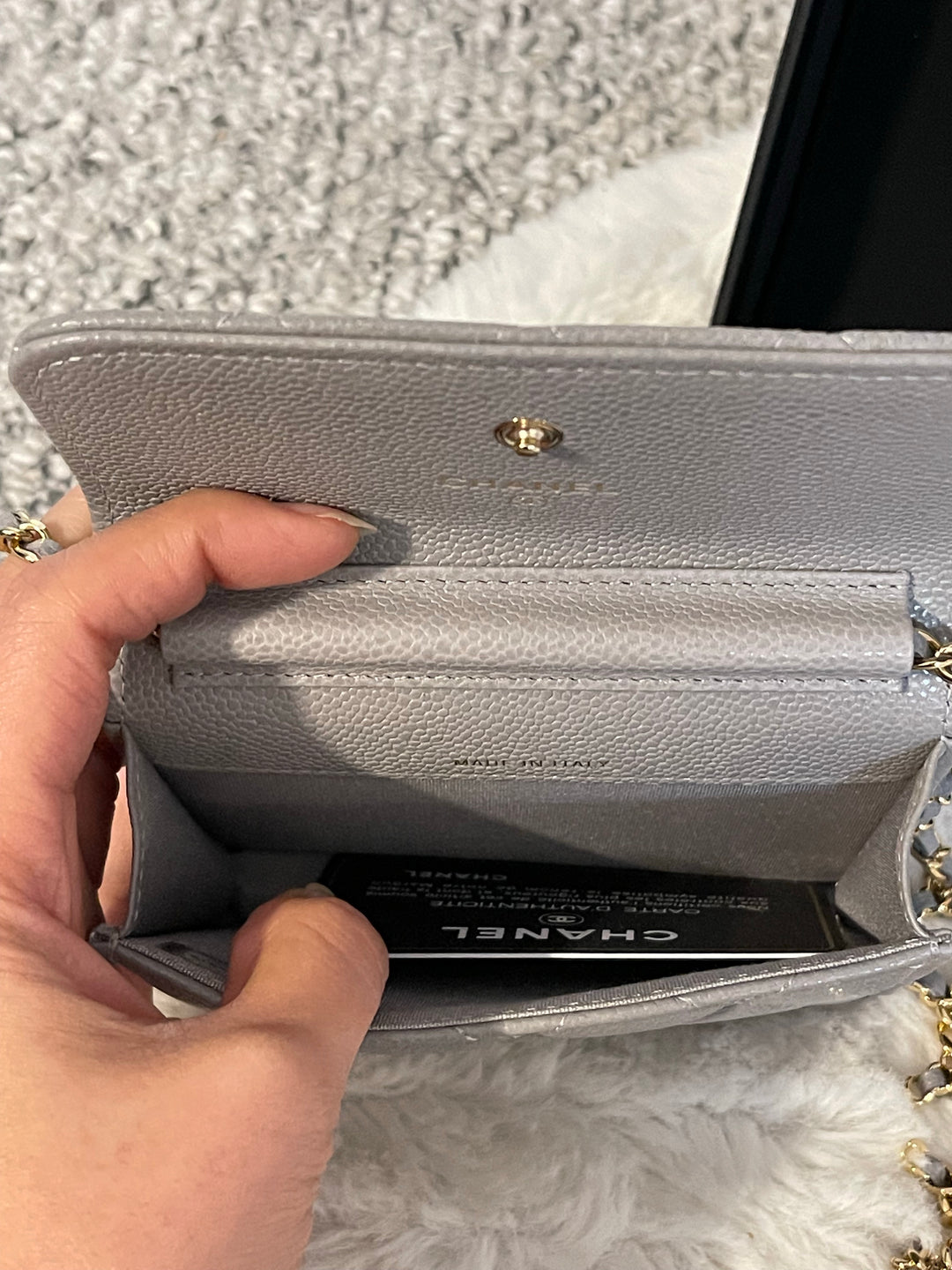Chanel 21B Grey caviar coco chain o purse