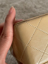 Load image into Gallery viewer, Chanel series 1 Beige Lambskin 24K GHW Small classic double flap bag
