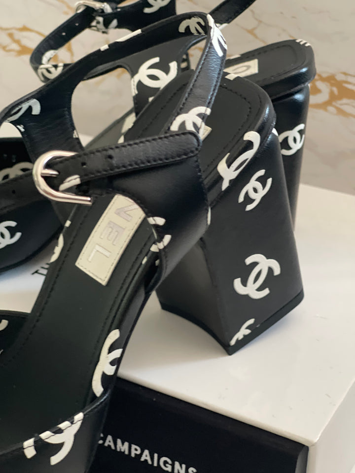 Chanel Runway 22S Collection Heeled Sandals Size EU 39 C