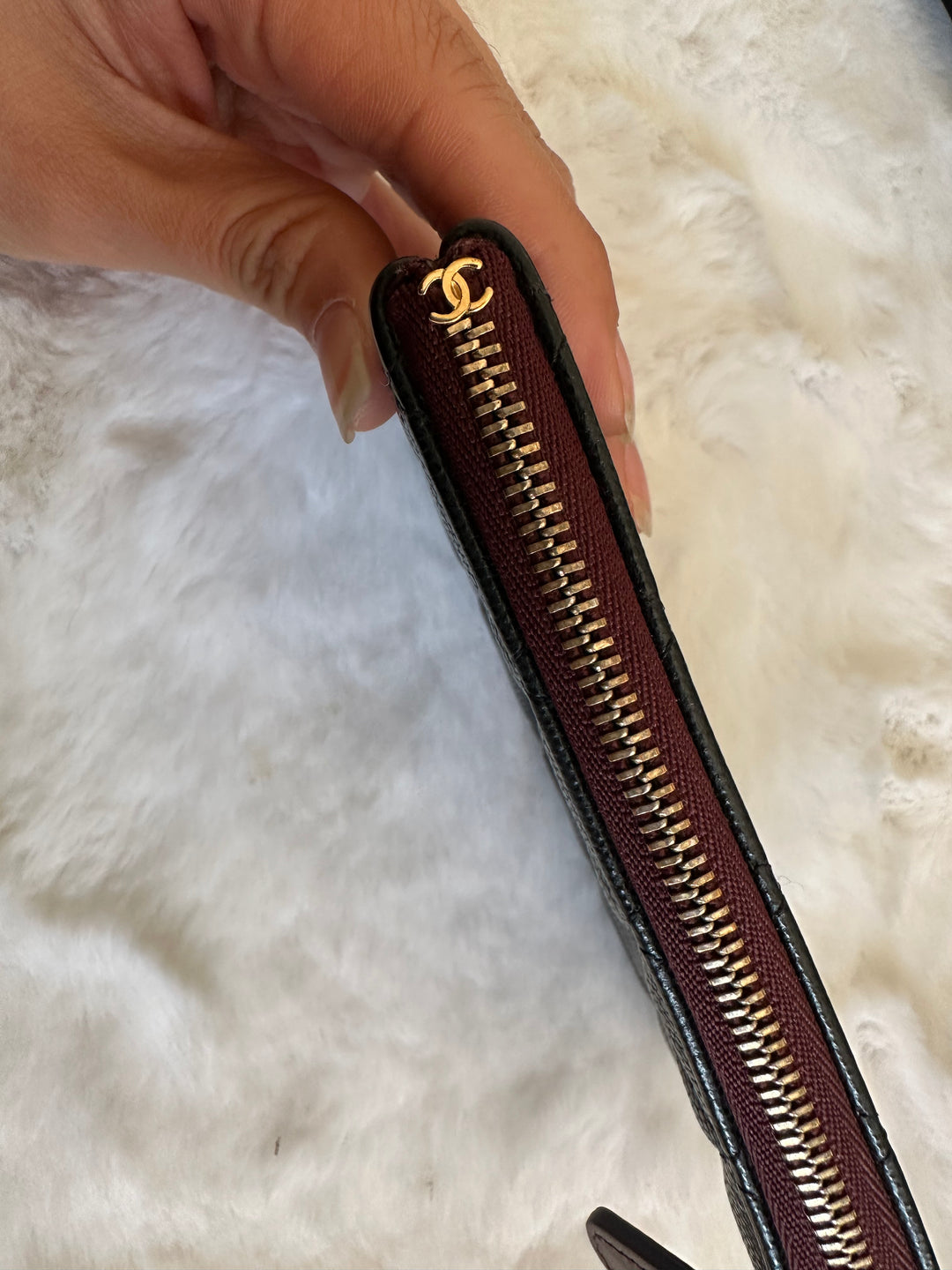 Chanel series 24 Black Caviar LGHW Mini O Case/Pouch